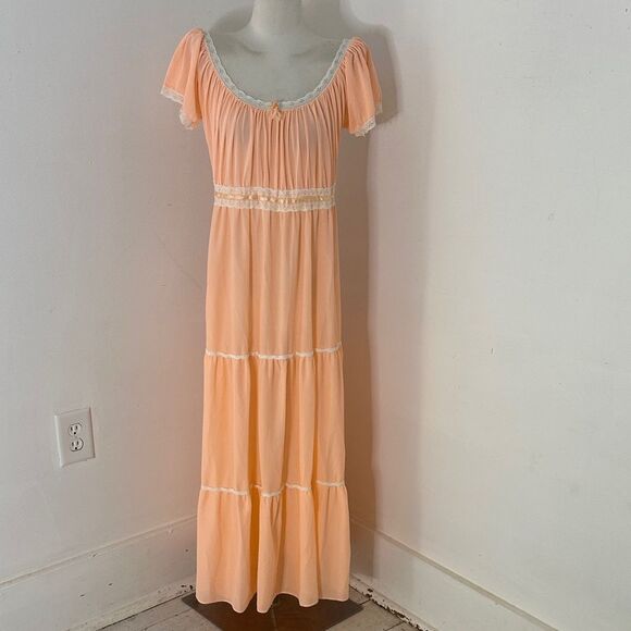 Vintage 70s Hippy Prairie Nylon Nightgown Dress Neon Light Peach Size M/L - Picture 1 of 4